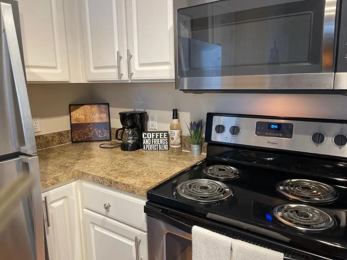 5 Star Luxury Huge 2/2 King - Close To Everything Apartment Orlando 0*,  United States